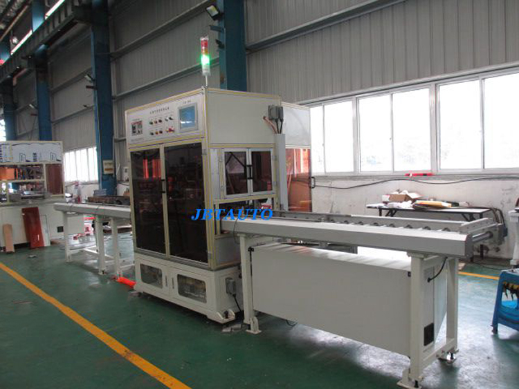 096 六缸缸盖测漏机.jpg